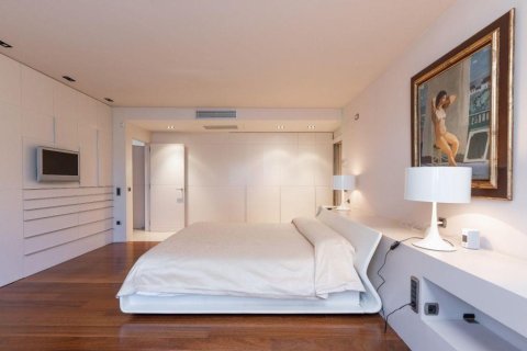 Купить дом в Пералада, Испания с 6 комнат, № 1756 - фото 18