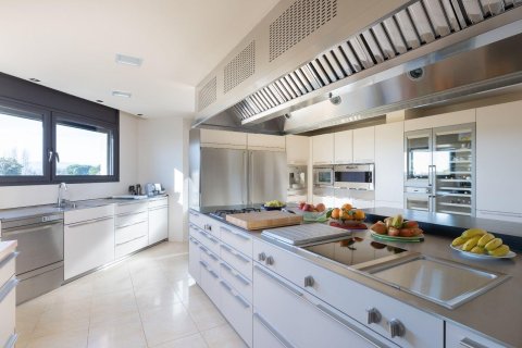 Купить дом в Пералада, Испания с 6 комнат, № 1756 - фото 7