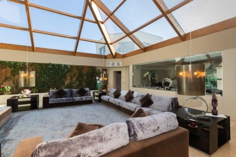 Купить дом в Пералада, Испания с 6 комнат, № 1756 - фото 4