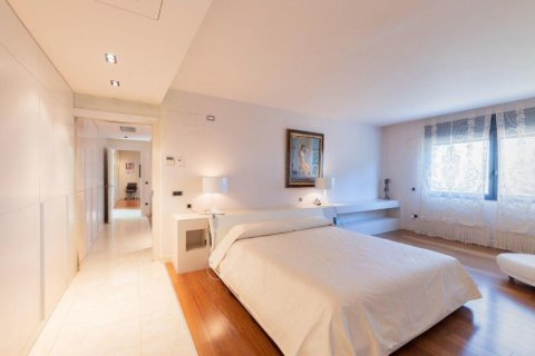 Купить дом в Пералада, Испания с 6 комнат, № 1756 - фото 17