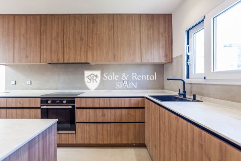 4 bedrooms apartment for sale in Barcelona, Catalonia, Spain № 6696 - photo 10