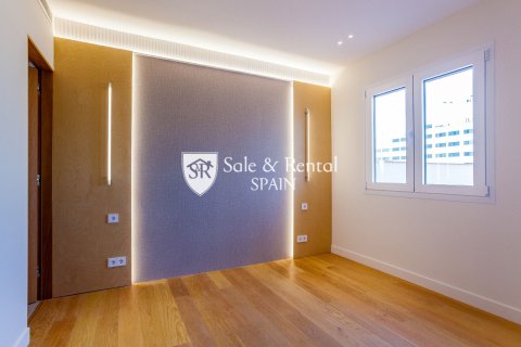 4 bedrooms apartment for sale in Barcelona, Catalonia, Spain № 6696 - photo 29