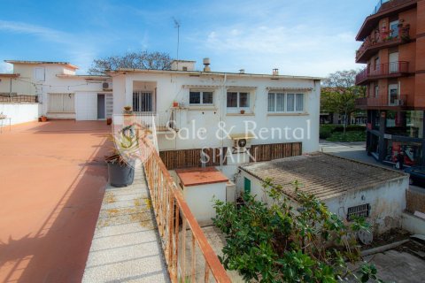 4 bedrooms house for sale in Malgrat de Mar, Barcelona, Catalonia, Spain № 6691 - photo 25