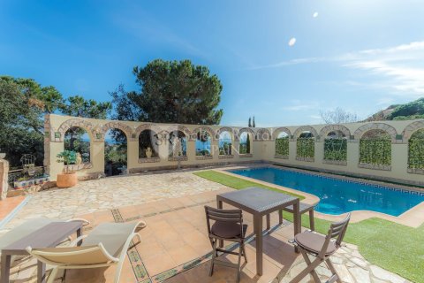 8 bedrooms house for sale in Lloret de Mar, Girona, Catalonia, Spain № 6693 - photo 2