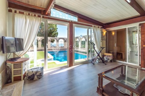 8 bedrooms house for sale in Lloret de Mar, Girona, Catalonia, Spain № 6693 - photo 3