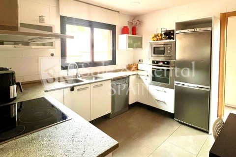 222 sq.m. house for sale in Lloret de Mar, Girona, Catalonia, Spain № 6697 - photo 9