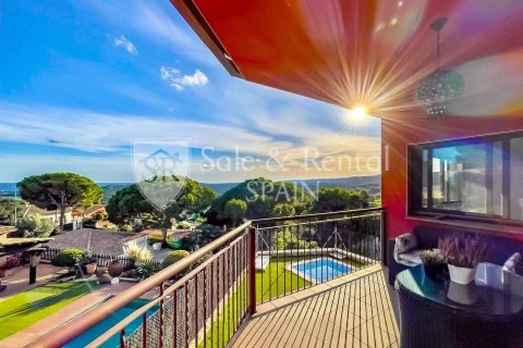 222 sq.m. house for sale in Lloret de Mar, Girona, Catalonia, Spain № 6697
