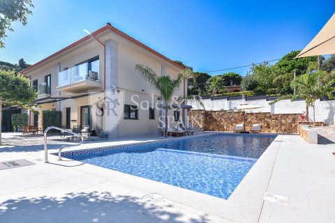 9 bedrooms house for sale in Lloret de Mar, Girona, Catalonia, Spain № 6695