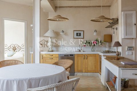 3 bedrooms apartment for sale in Barcelona, Catalonia, Spain № 6694 - photo 17