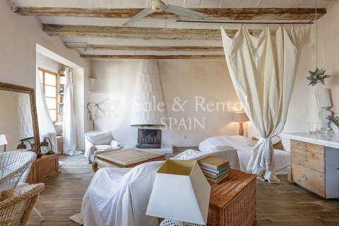 3 bedrooms apartment for sale in Barcelona, Catalonia, Spain № 6694 - photo 4