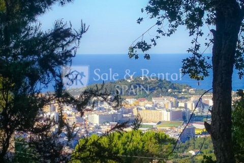 4 bedrooms house for sale in Lloret de Mar, Girona, Catalonia, Spain № 6674 - photo 2