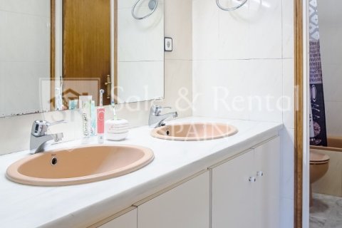 4 bedrooms house for sale in Blanes, Girona, Catalonia, Spain № 6675 - photo 23