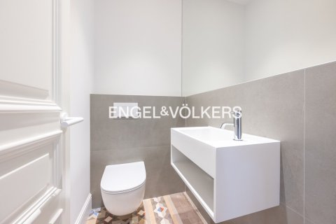 Купить квартиру в Старый город, Барселона, Испания с 2 спальни, 159м², № 2642 - фото 27