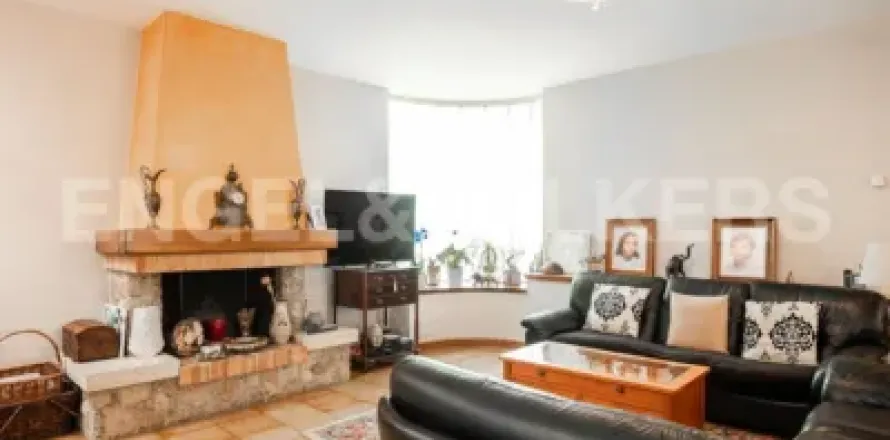 Дом с 6 спальнями в Ллинарс-дель-Вальесе, Барселона, Каталония, Испания № 2640