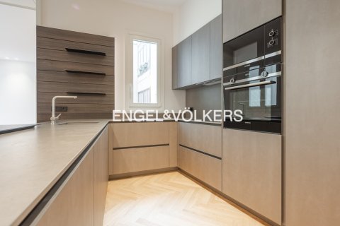 Купить квартиру в Старый город, Барселона, Испания с 2 спальни, 162м², № 2643 - фото 9