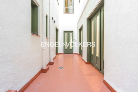 Купить квартиру в Старый город, Барселона, Испания с 2 спальни, 163м², № 2644 - фото 9