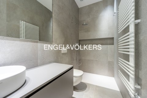 Купить квартиру в Старый город, Барселона, Испания с 2 спальни, 163м², № 2644 - фото 12