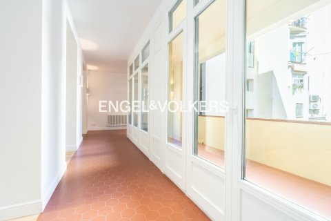 Купить квартиру в Старый город, Барселона, Испания с 2 спальни, 163м², № 2644 - фото 22