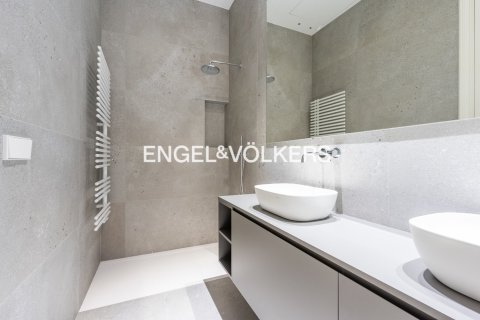 Купить квартиру в Старый город, Барселона, Испания с 2 спальни, 163м², № 2644 - фото 28