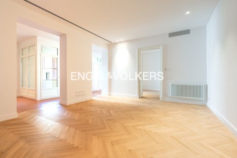 Купить квартиру в Старый город, Барселона, Испания с 2 спальни, 163м², № 2644 - фото 15