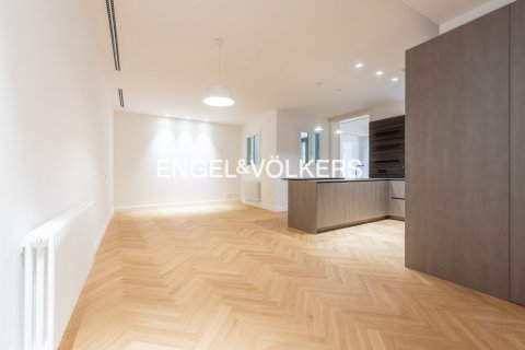 Купить квартиру в Старый город, Барселона, Испания с 2 спальни, 163м², № 2644 - фото 2