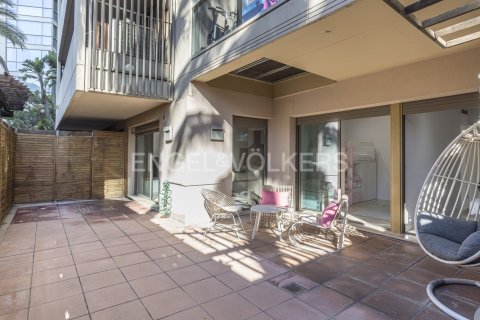 Купить квартиру в Сан-Марти, Барселона, Испания с 2 спальни, 81м², № 2646 - фото 2