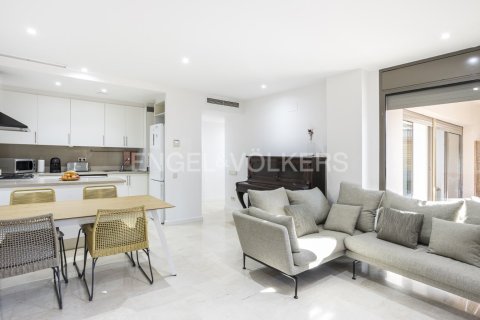 Купить квартиру в Сан-Марти, Барселона, Испания с 2 спальни, 81м², № 2646 - фото 5