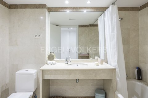 Купить квартиру в Сан-Марти, Барселона, Испания с 2 спальни, 81м², № 2646 - фото 21