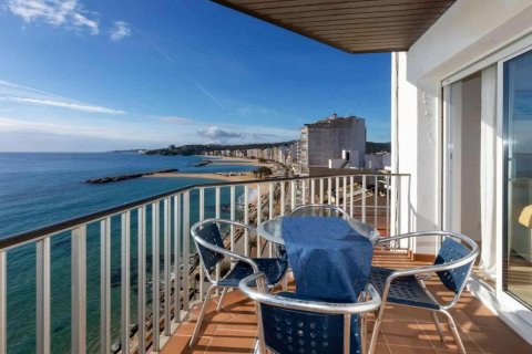 Квартира с 3 спальнями в Санте Антони де Калонже, Герона, Каталония, Испания № 1656