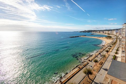 Купить квартиру в Сант Антони де Калонже, Испания с 4 комнаты, № 1656 - фото 16