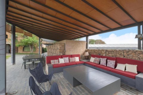 Купить дом в Фораллак, Испания с 9 комнат, № 1661 - фото 2