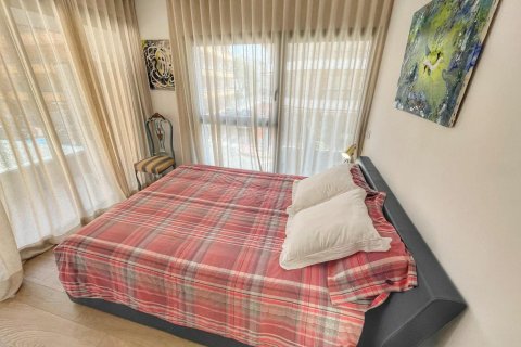 Купить квартиру в Сант Антони де Калонже, Испания с 4 комнаты, № 1657 - фото 8