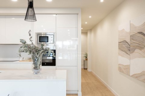 3 bedrooms apartment for sale in Barcelona, Catalonia, Spain № 6377 - photo 14