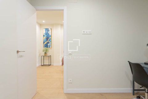 3 bedrooms apartment for sale in Barcelona, Catalonia, Spain № 6377 - photo 22