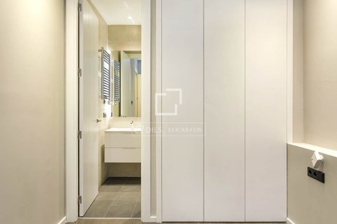 3 bedrooms apartment for sale in Barcelona, Catalonia, Spain № 6381 - photo 10