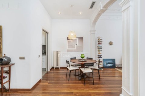 2 bedrooms apartment for sale in Barcelona, Catalonia, Spain № 6375 - photo 7