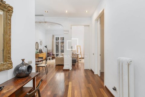 2 bedrooms apartment for sale in Barcelona, Catalonia, Spain № 6375 - photo 14