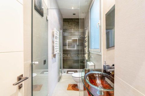 2 bedrooms apartment for sale in Barcelona, Catalonia, Spain № 6375 - photo 21