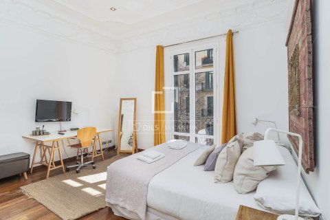 2 bedrooms apartment for sale in Barcelona, Catalonia, Spain № 6375 - photo 17