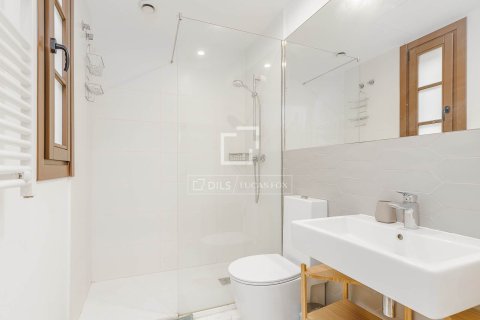 3 bedrooms penthouse for sale in Barcelona, Catalonia, Spain № 6378 - photo 4