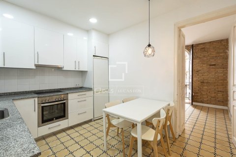 2 bedrooms apartment for sale in Barcelona, Catalonia, Spain № 6380 - photo 9
