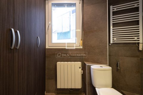 2 bedrooms apartment for sale in Barcelona, Catalonia, Spain № 6380 - photo 20