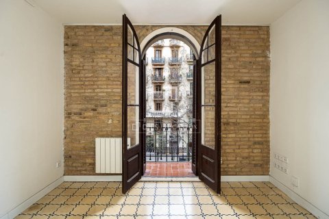 2 bedrooms apartment for sale in Barcelona, Catalonia, Spain № 6380