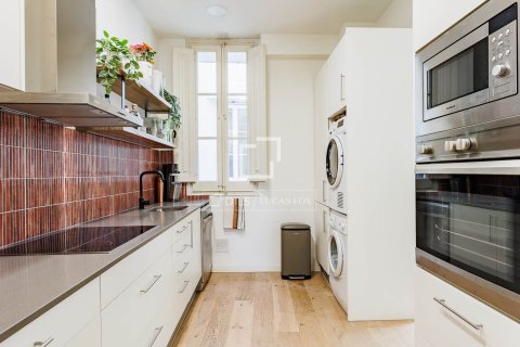 Купить квартиру в Барселона, Испания с 2 спальни, 105м², № 6379 - фото 14