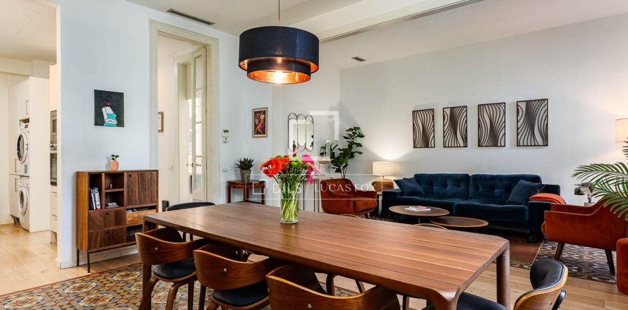 Квартира с 2 спальнями в Барселоне, Каталония, Испания № 6379