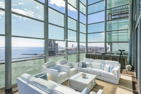 2 chambres penthouse à vendre à Barcelona, Catalonia, Spain № 3934 - photo 2