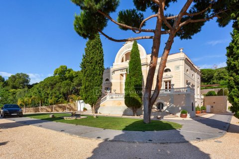 9 chambres villa à vendre à Tiana, Barcelona, Catalonia, Spain № 3932