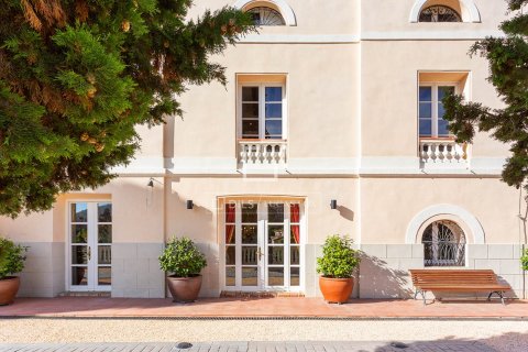 9 chambres villa à vendre à Tiana, Barcelona, Catalonia, Spain № 3932 - photo 8