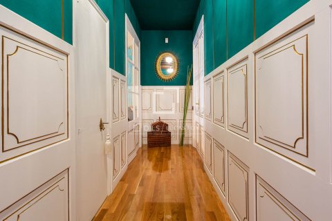 9 chambres villa à vendre à Tiana, Barcelona, Catalonia, Spain № 3932 - photo 25