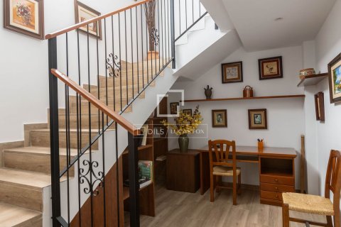 4 chambres villa à vendre à Vilassar de Mar, Barcelona, Catalonia, Spain № 3930 - photo 23